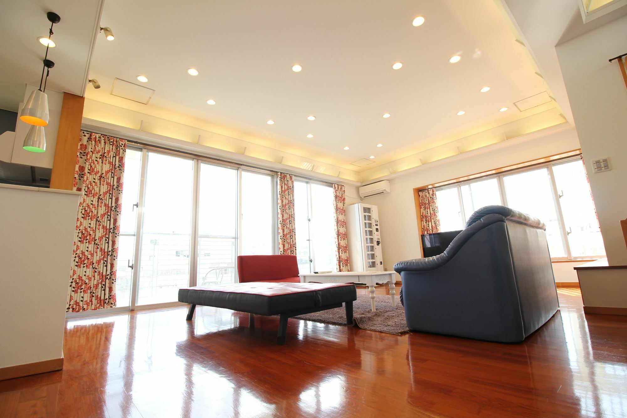 Villa Bianco Naha Extérieur photo